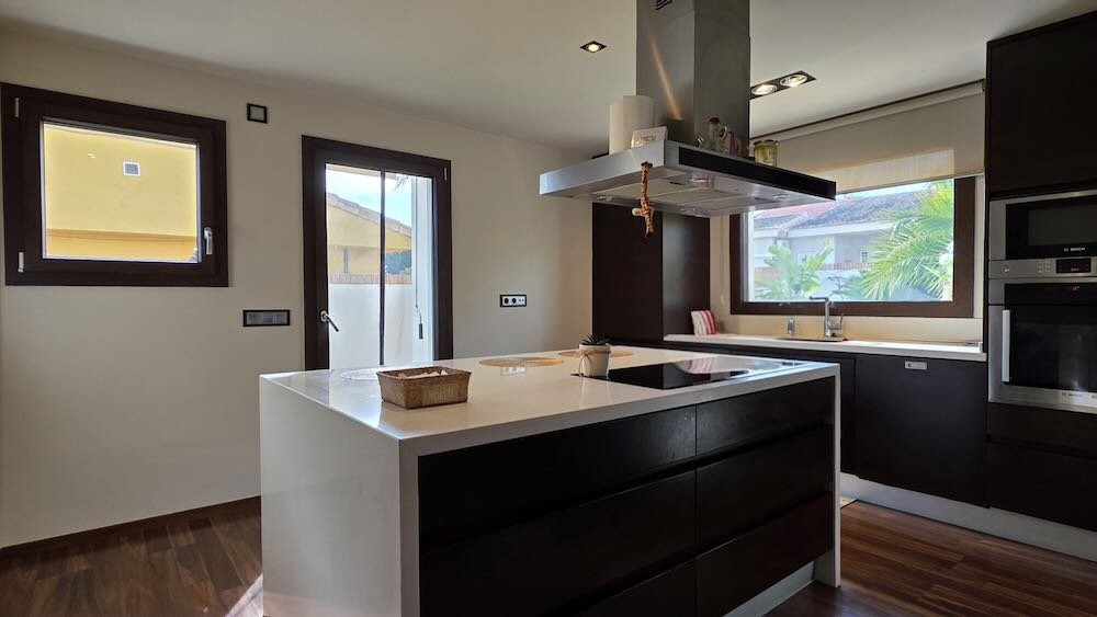 Property 2464 - Image 28